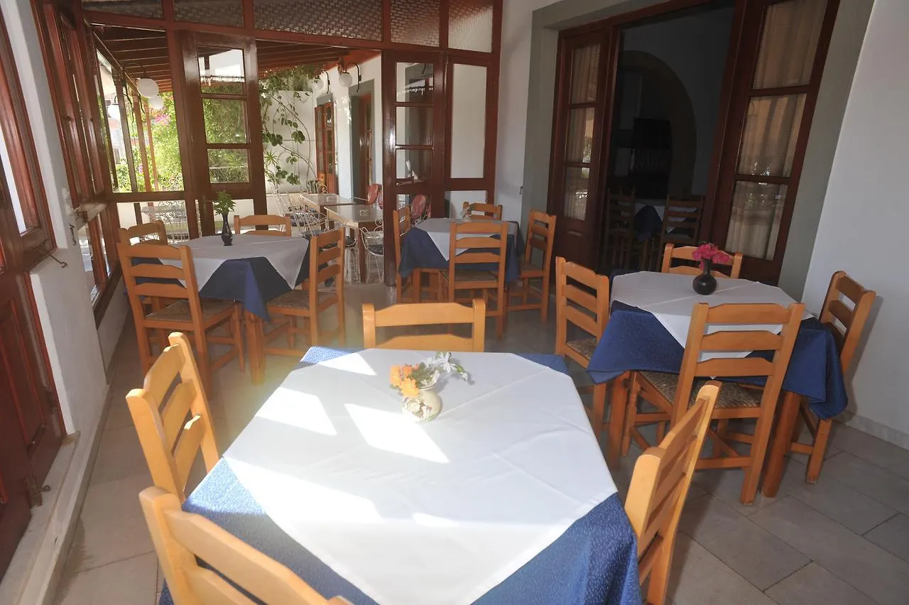 Casteli Hotel Skala  4*, Skala (Kefalonia)